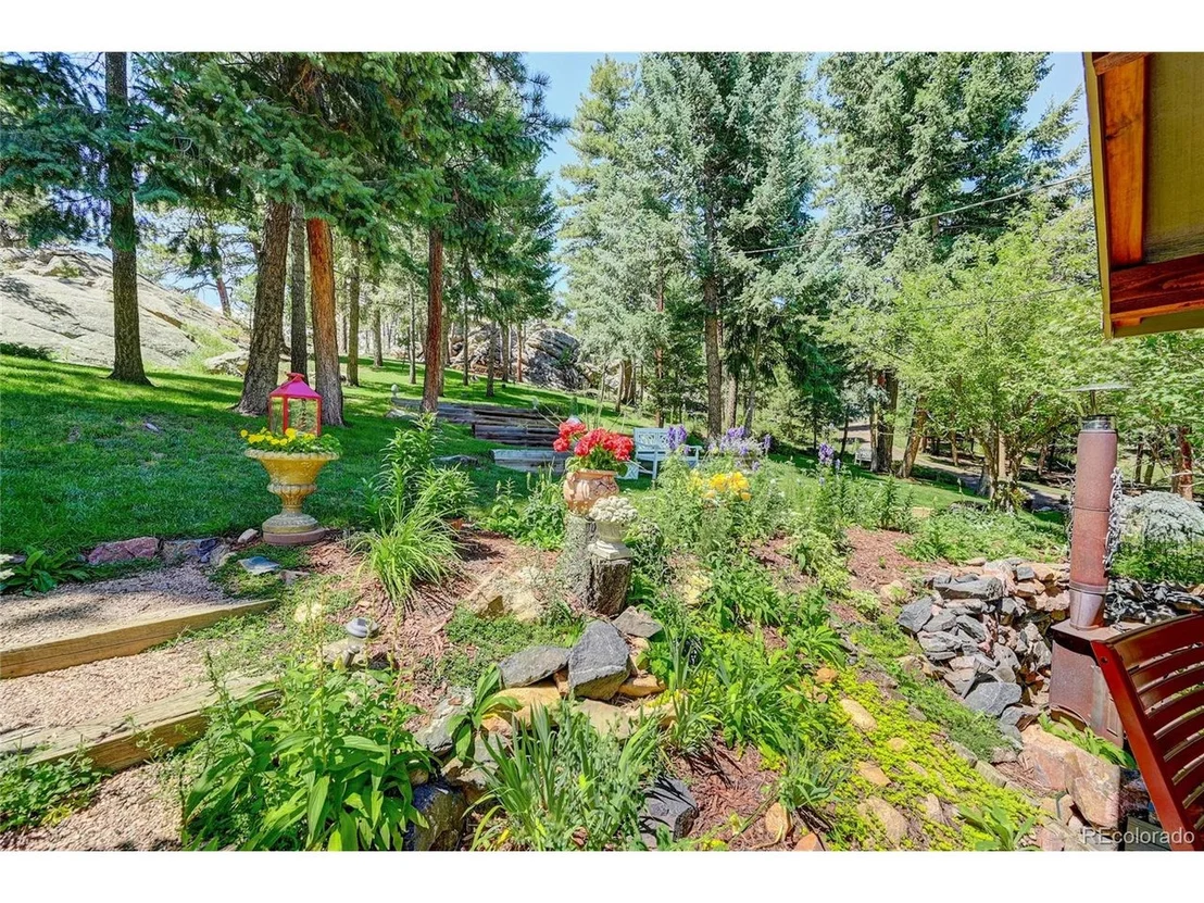 Photo of 5849 High Dr