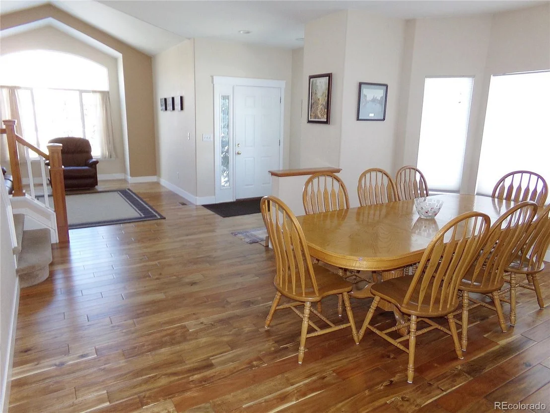 Photo of 977 Sparrow Hawk Dr