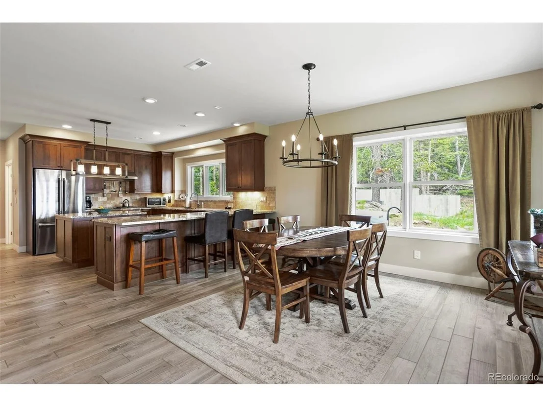 Photo of 1555 Three Peaks Rd