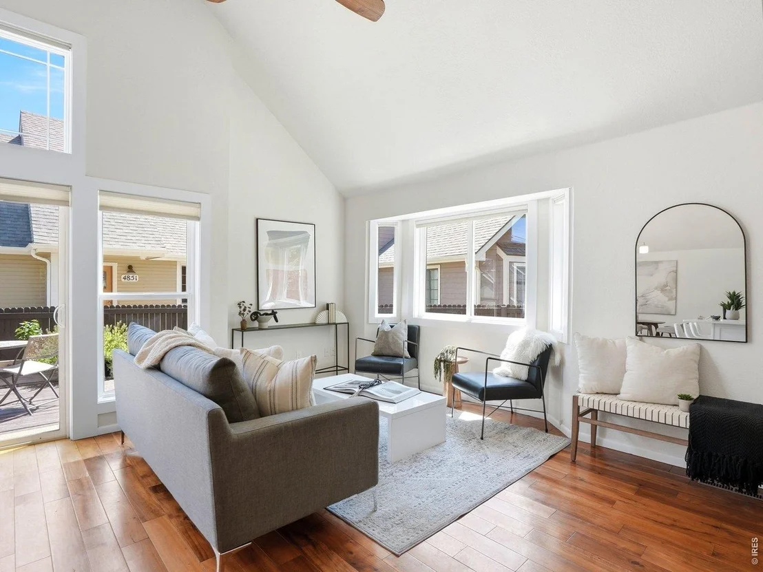 Photo of 4865 Darwin Ct