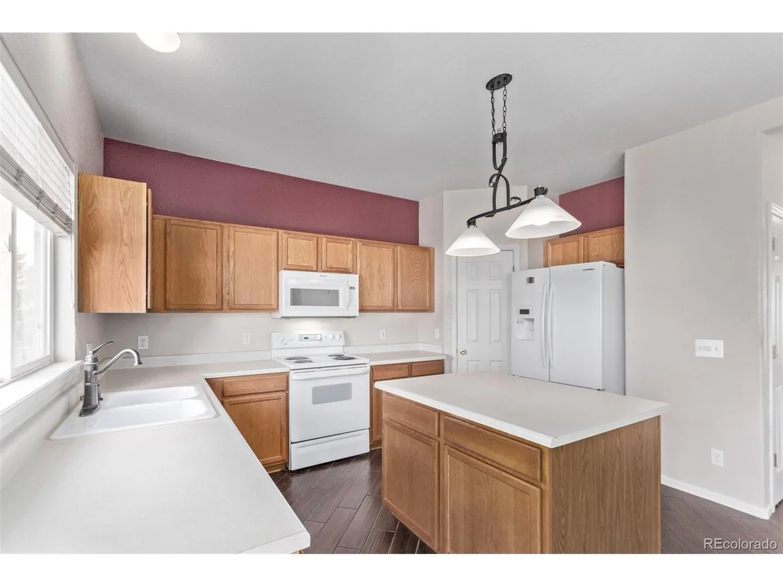 Photo of 672 Pitkin Way