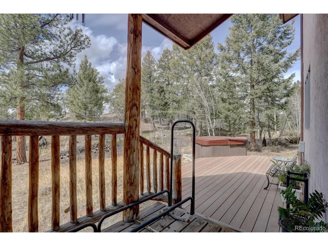Photo of 12227 Calfee Gulch Rd