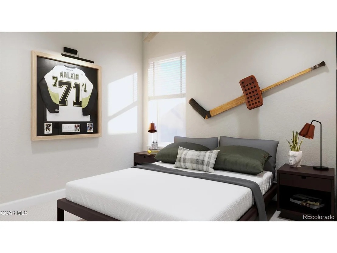 Photo of 40 Overlook Pl