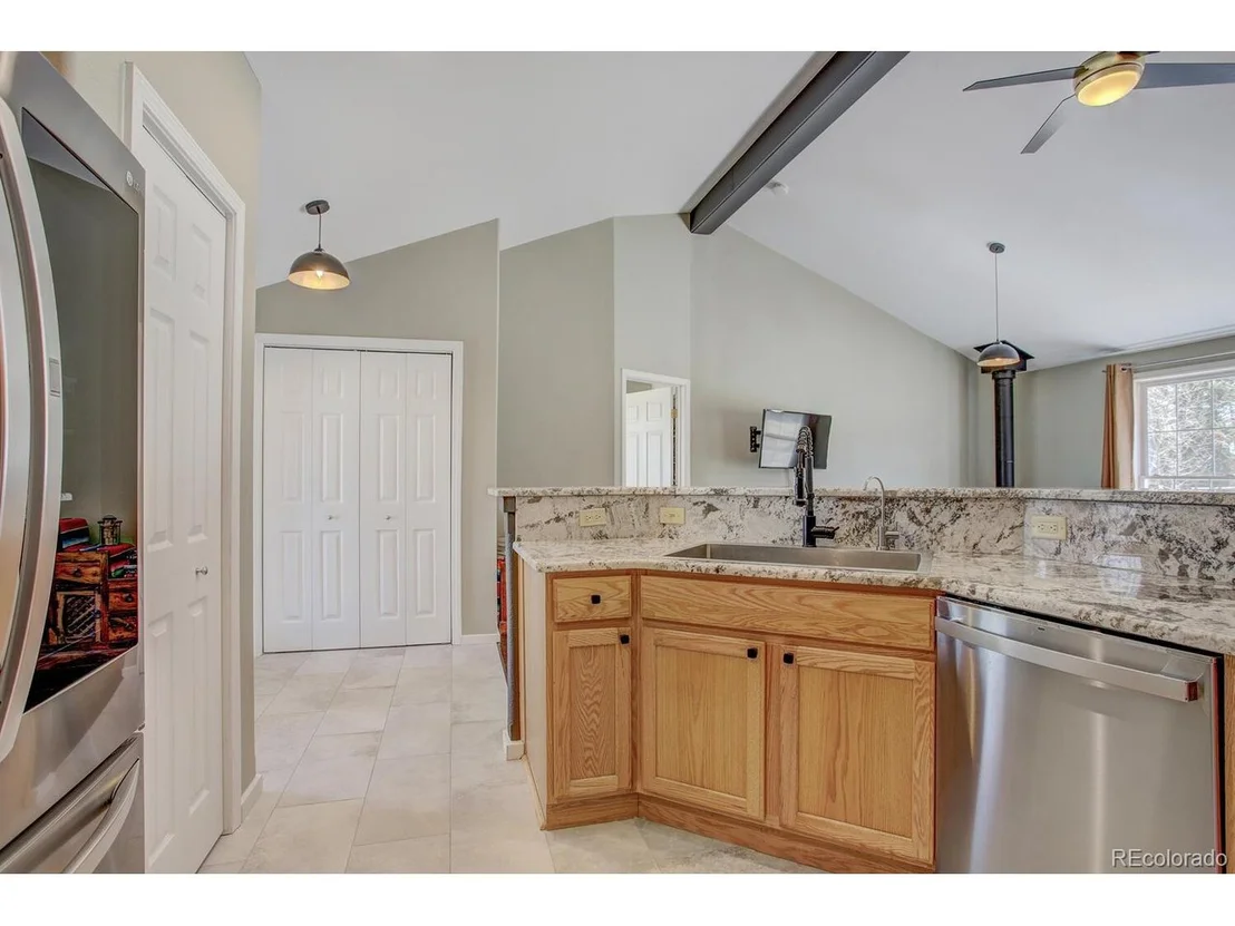 Photo of 18 Foxtail Dr