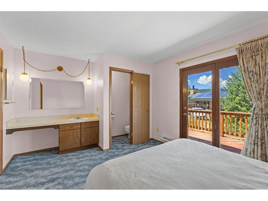 Photo of 143 Meadow Dr