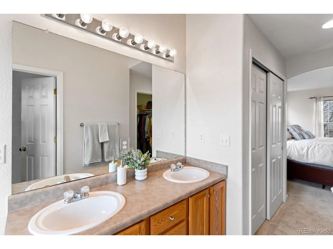 Photo of 8335 Deframe Ct