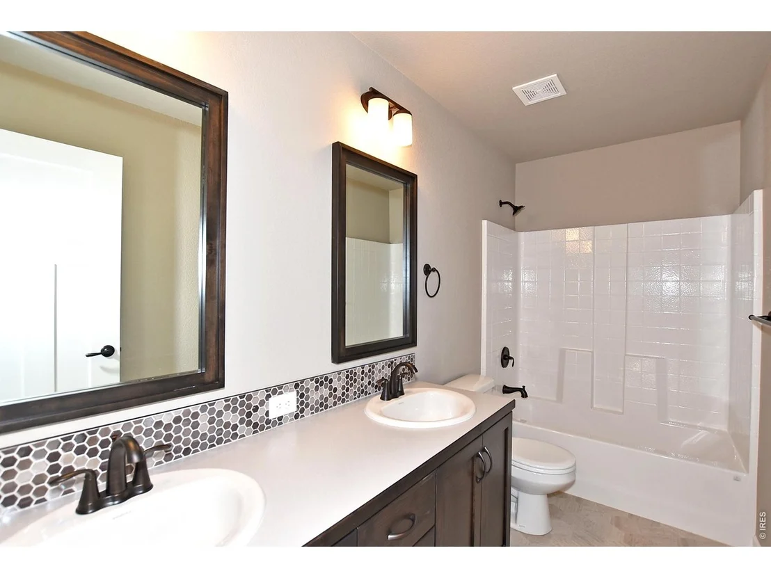 Photo of 1181 Bitterroot Ct