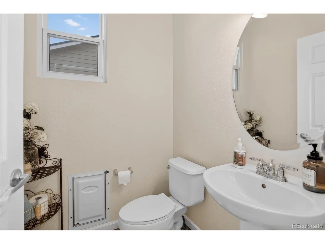 Photo of 7682 Capel Pt