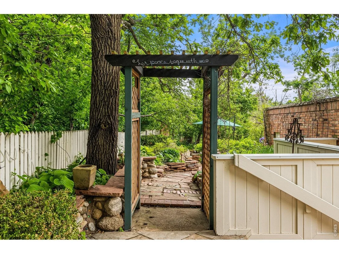 Photo of 435 Arapahoe Ave