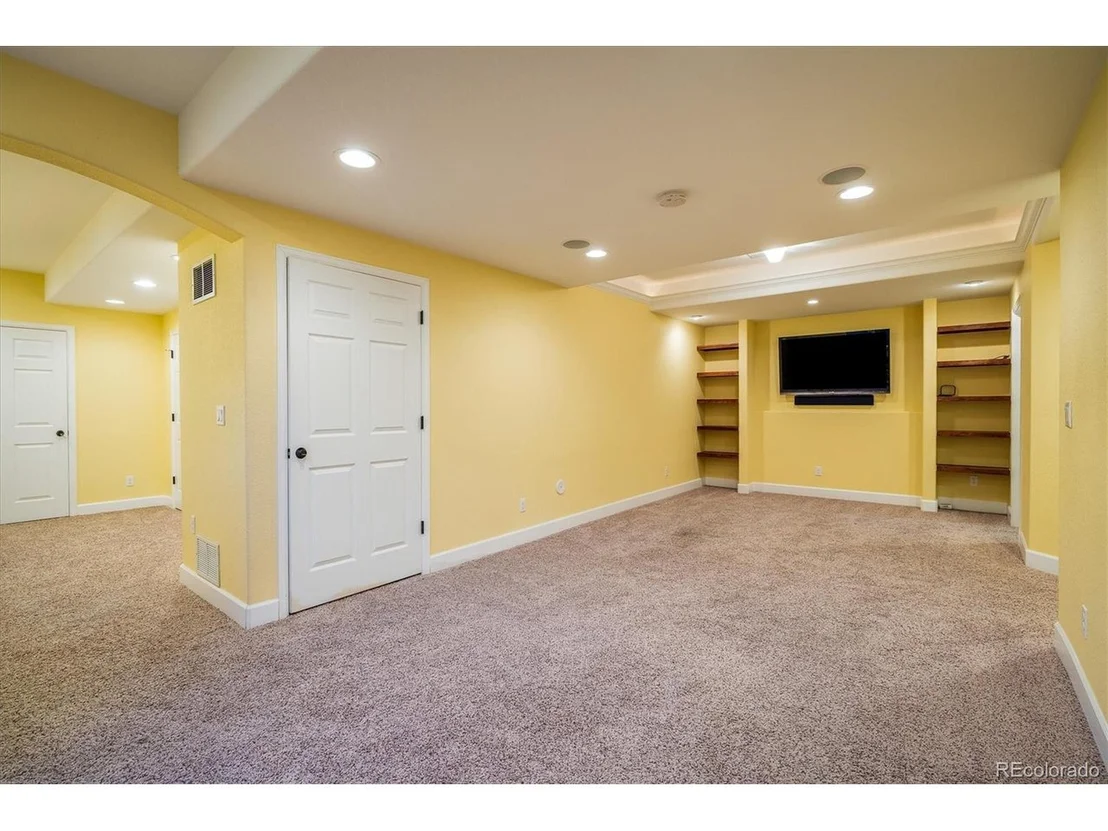 Photo of 4939 Silver Feather Cir