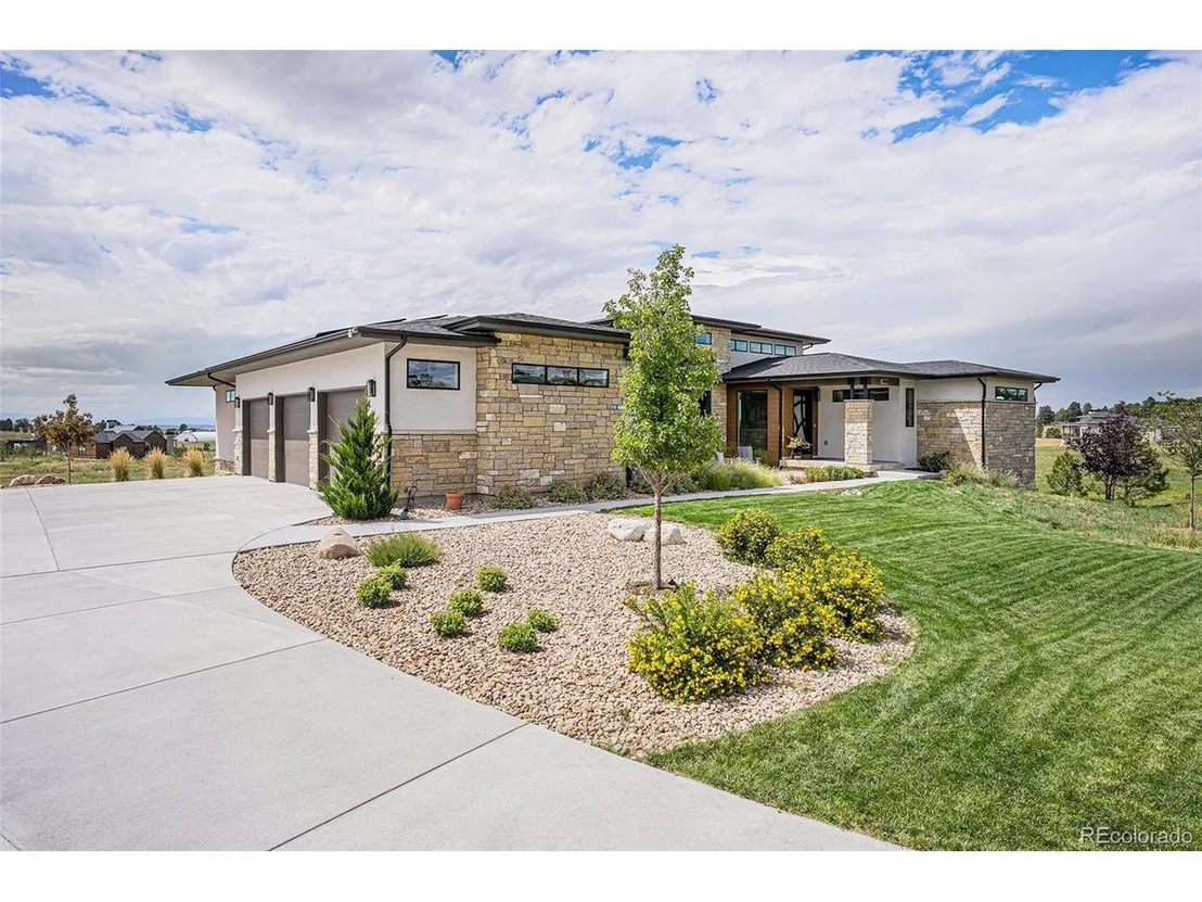 Photo of 2449 Fox View Trl