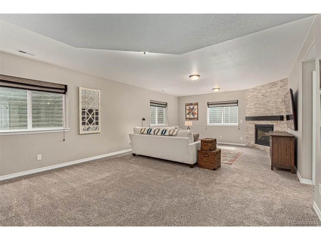Photo of 16373 Mountain Glory Dr