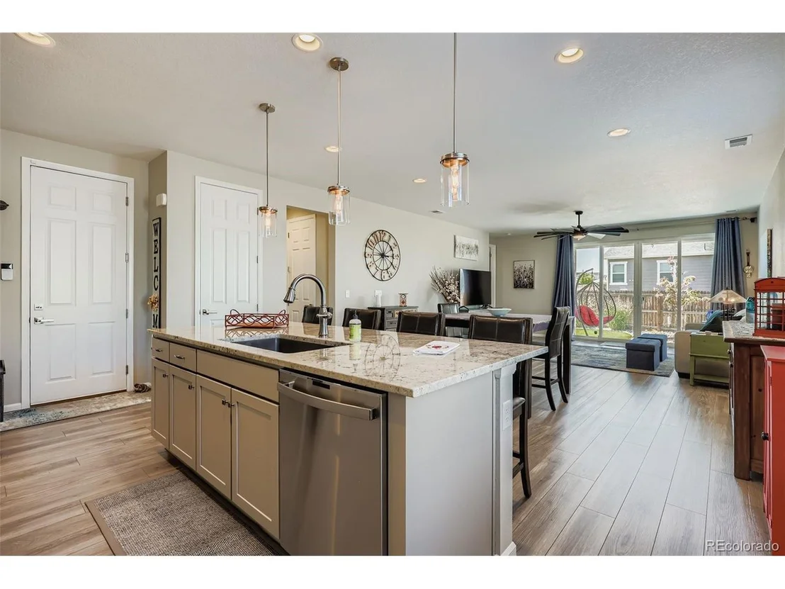 Photo of 166 Vista Cliff Cir