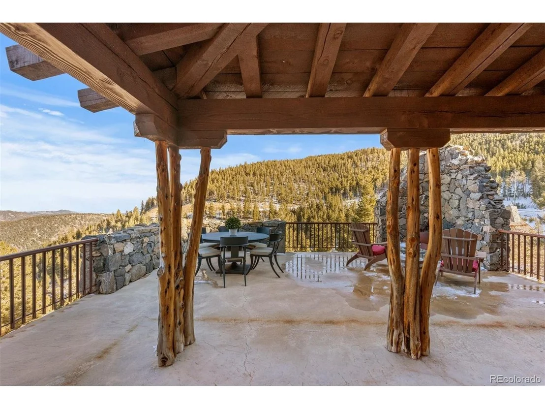 Photo of 142 Outpost Ln