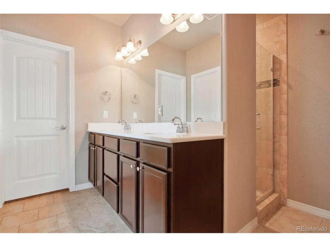 Photo of 17885 Mining Way