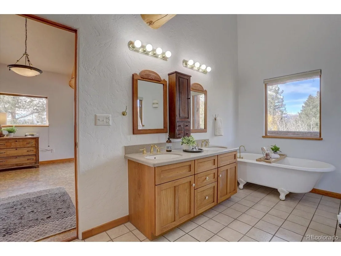 Photo of 12227 Calfee Gulch Rd