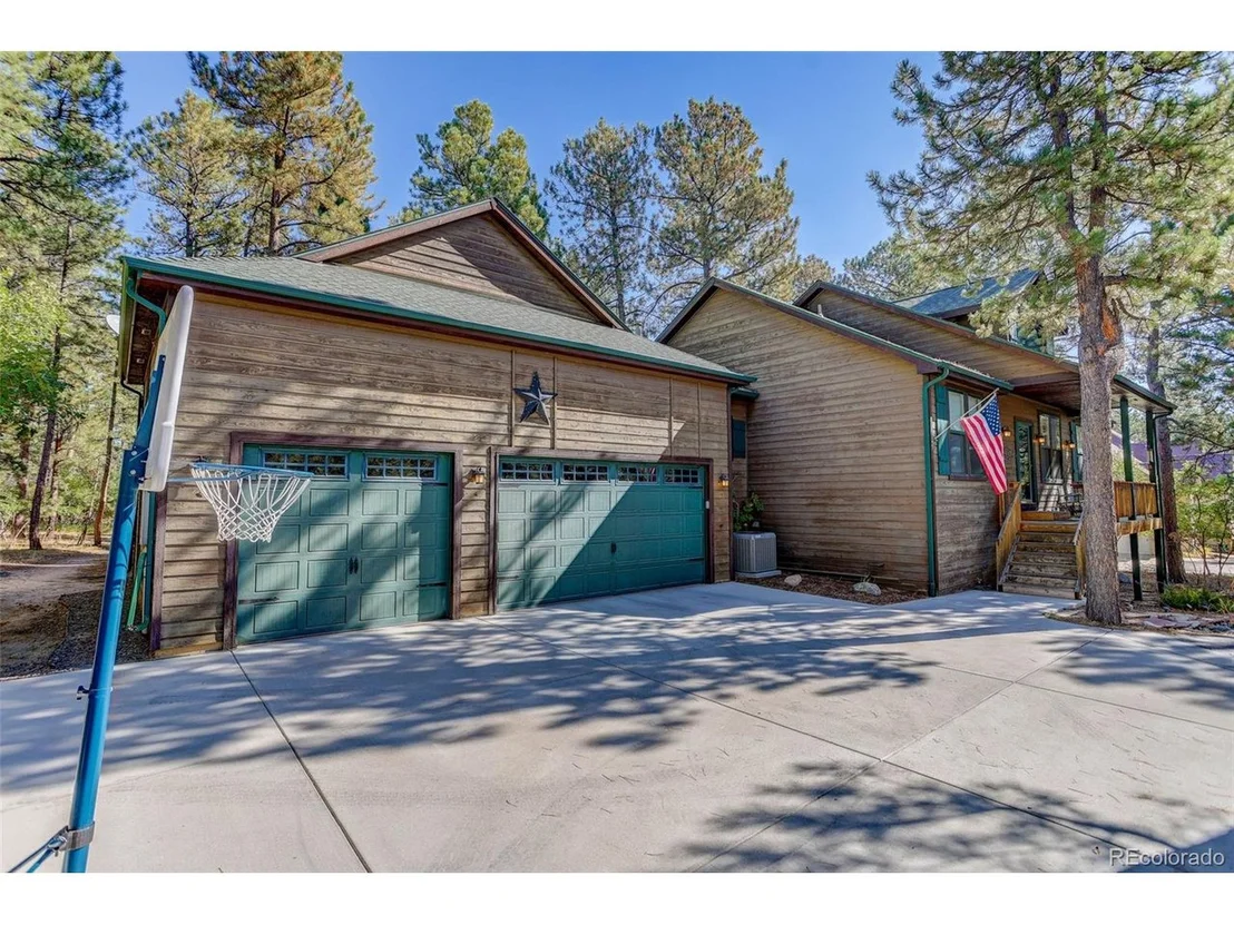 Photo of 1065 Independence Dr