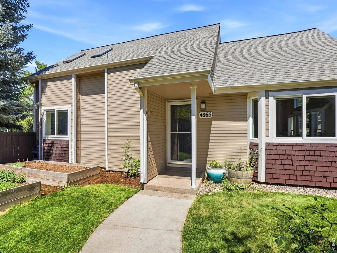 Photo of 4865 Darwin Ct
