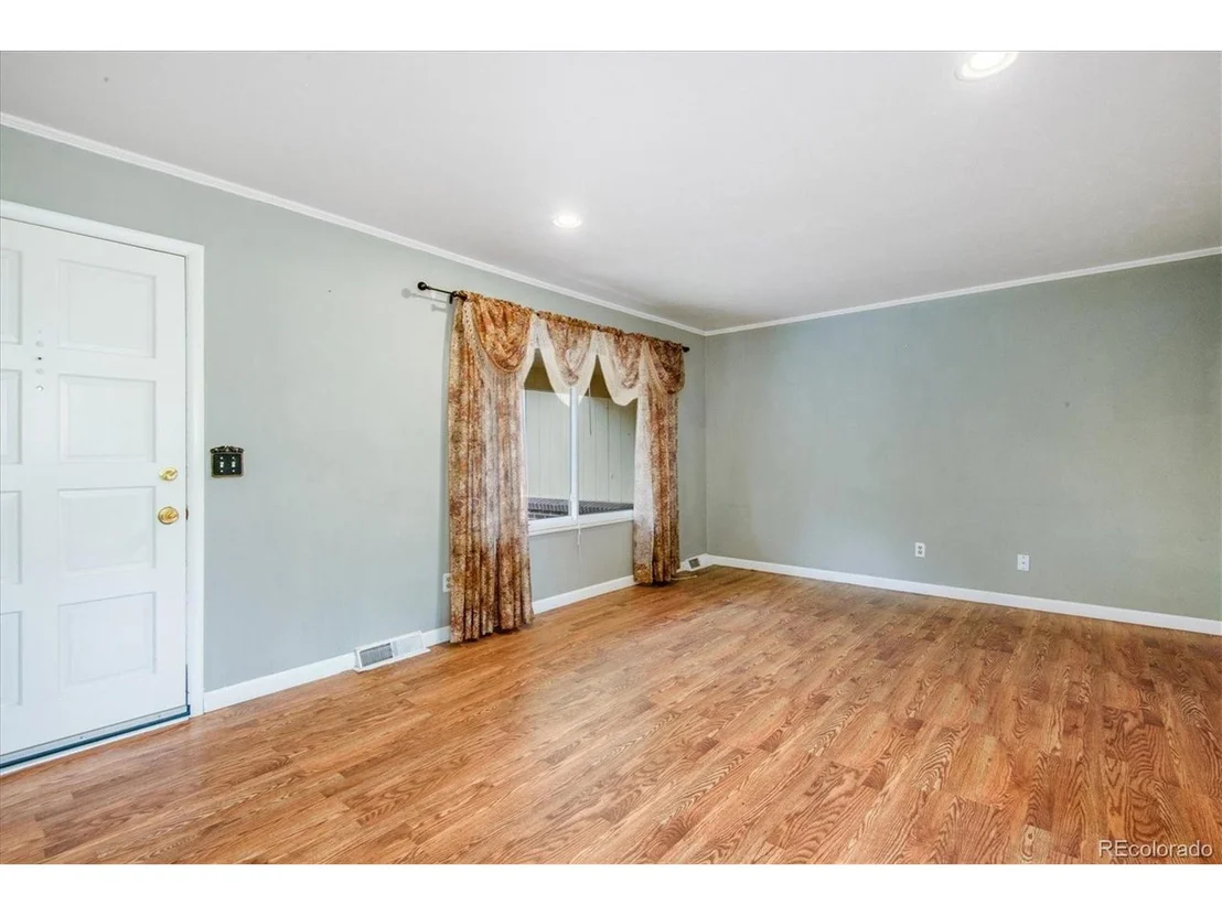 Photo of 8508 Ingalls Cir
