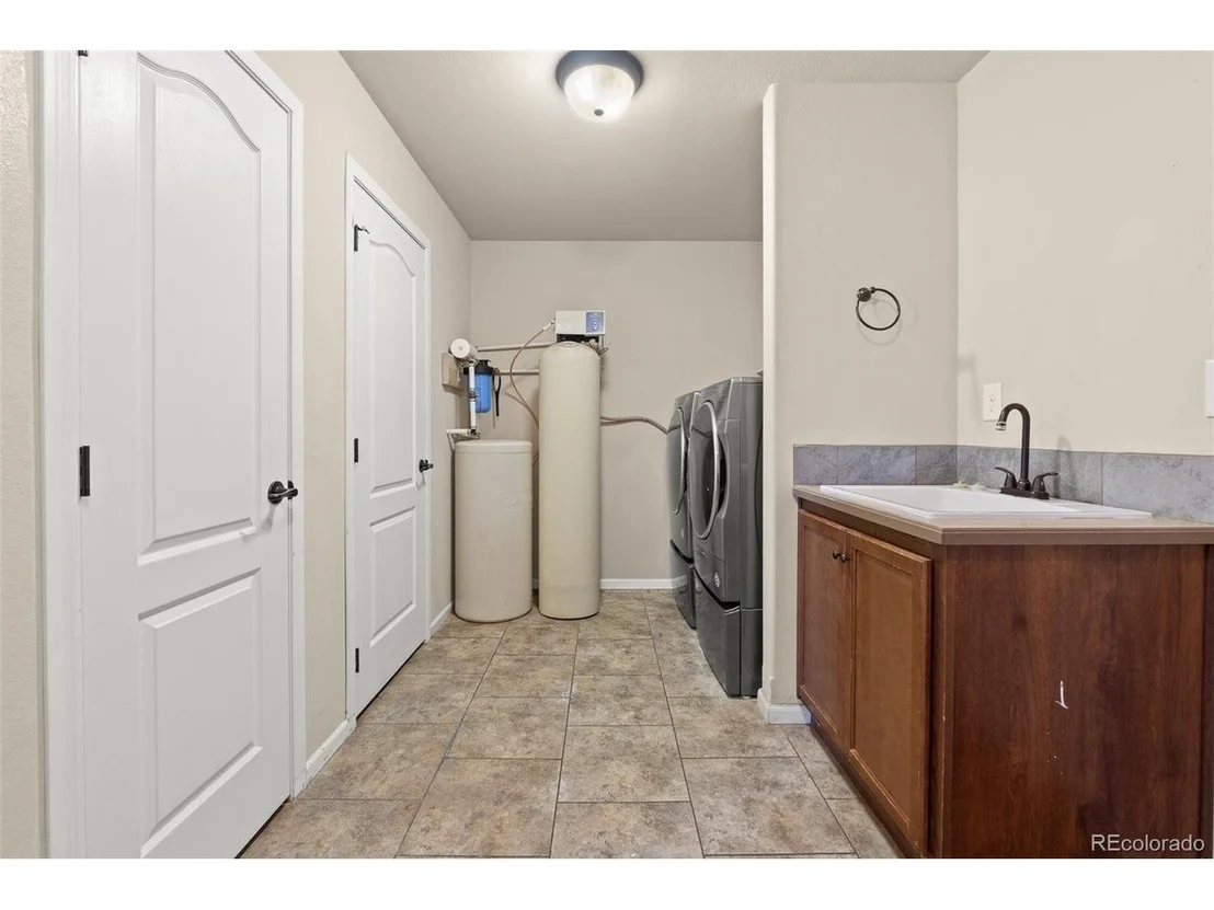 Photo of 4680 Rogers Dr