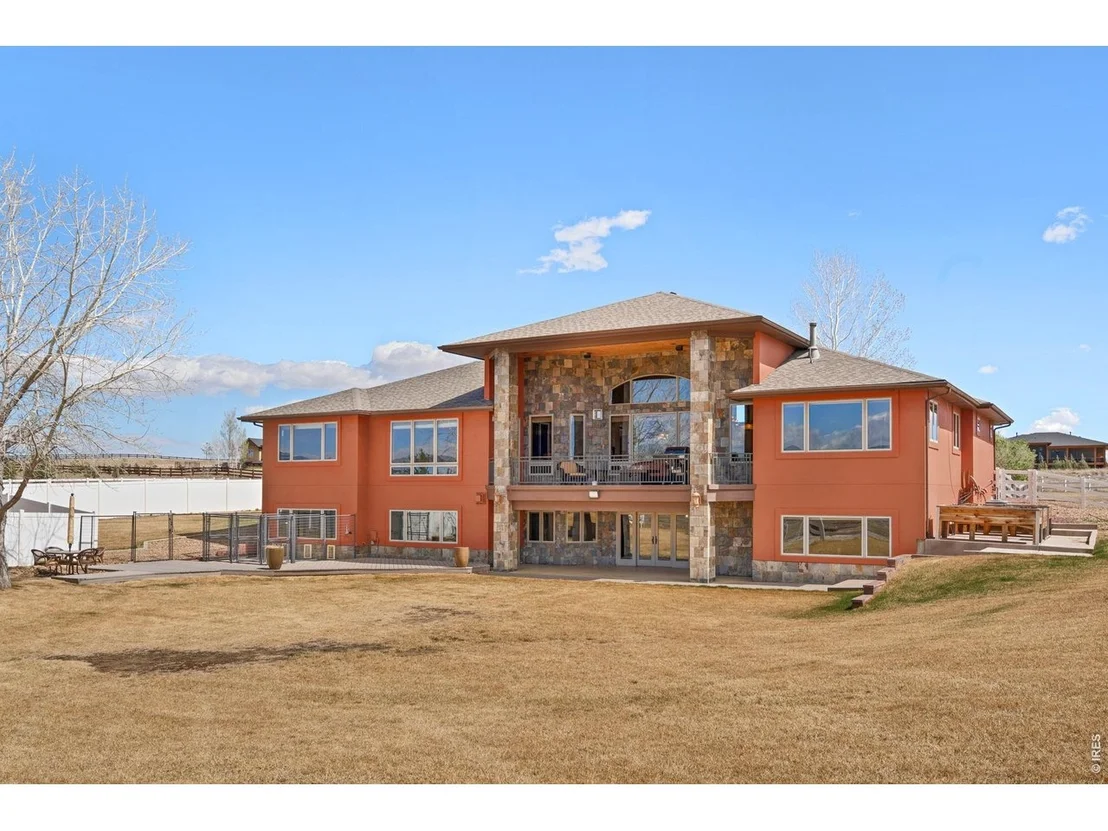 Photo of 3032 Center Ridge Dr
