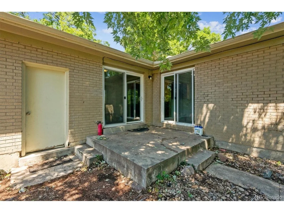 Photo of 11892 Mccrumb Dr