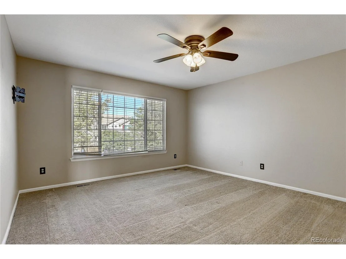 Photo of 420 Tumbleweed Dr