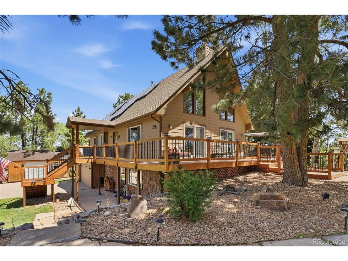 Photo of 607 Meadow Station Cir
