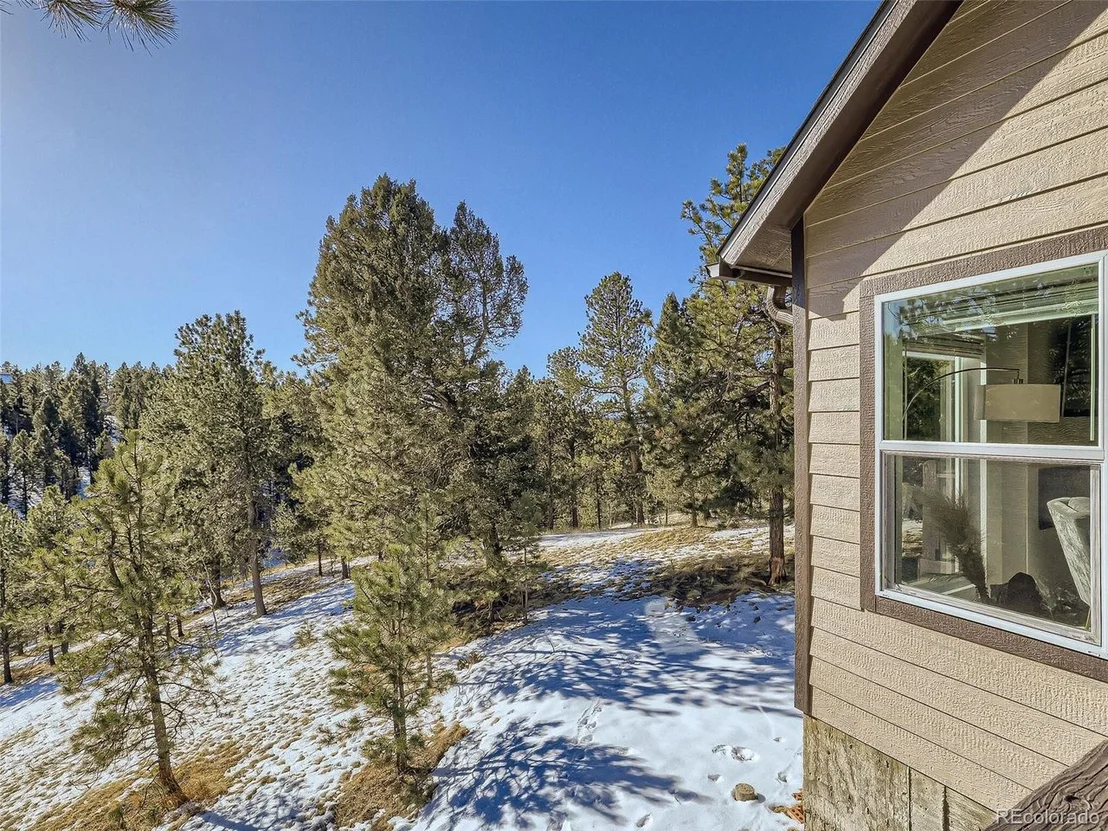 Photo of 79 Lakewood Cir