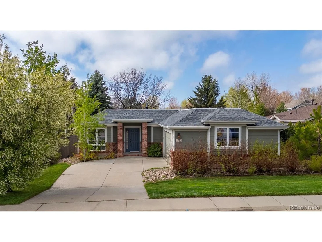 Photo of 2330 Sandpiper Dr