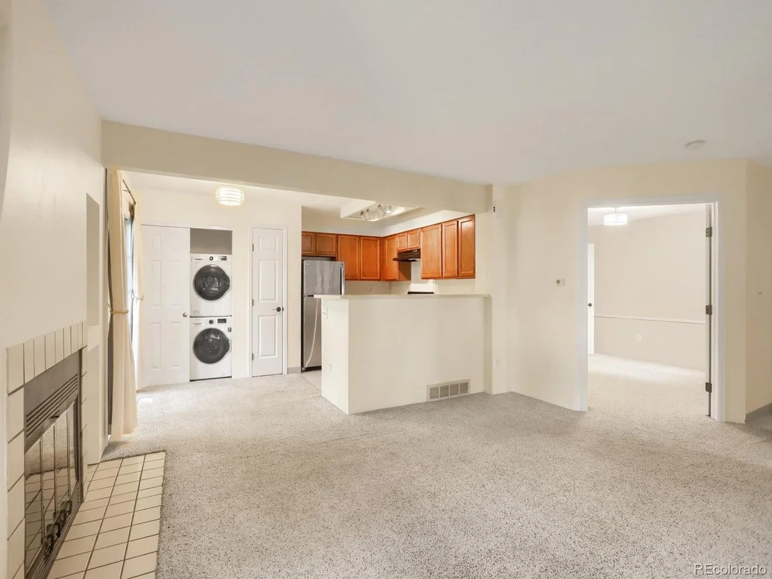 Photo of Unit E at 4819 White Rock Cir