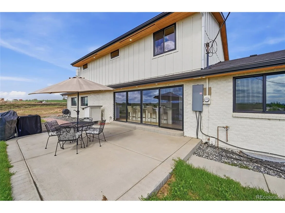 Photo of 434 County Road 16 1/2