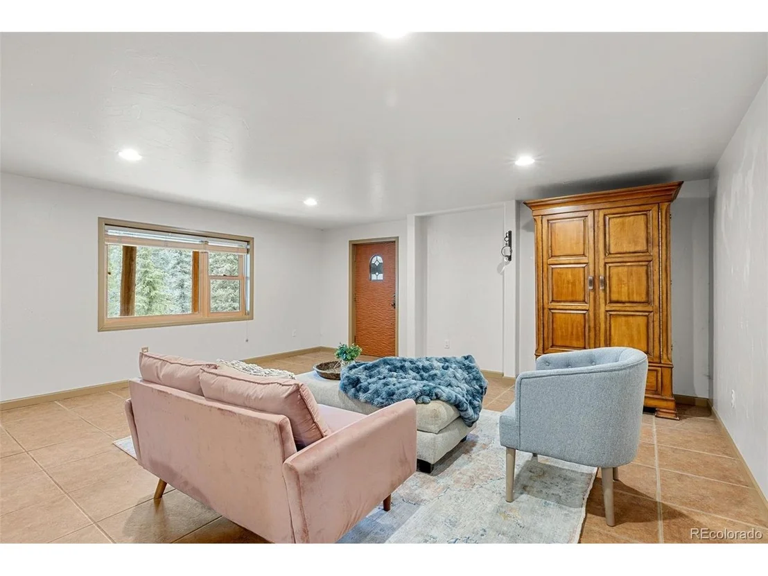 Photo of 33755 Columbine Cir