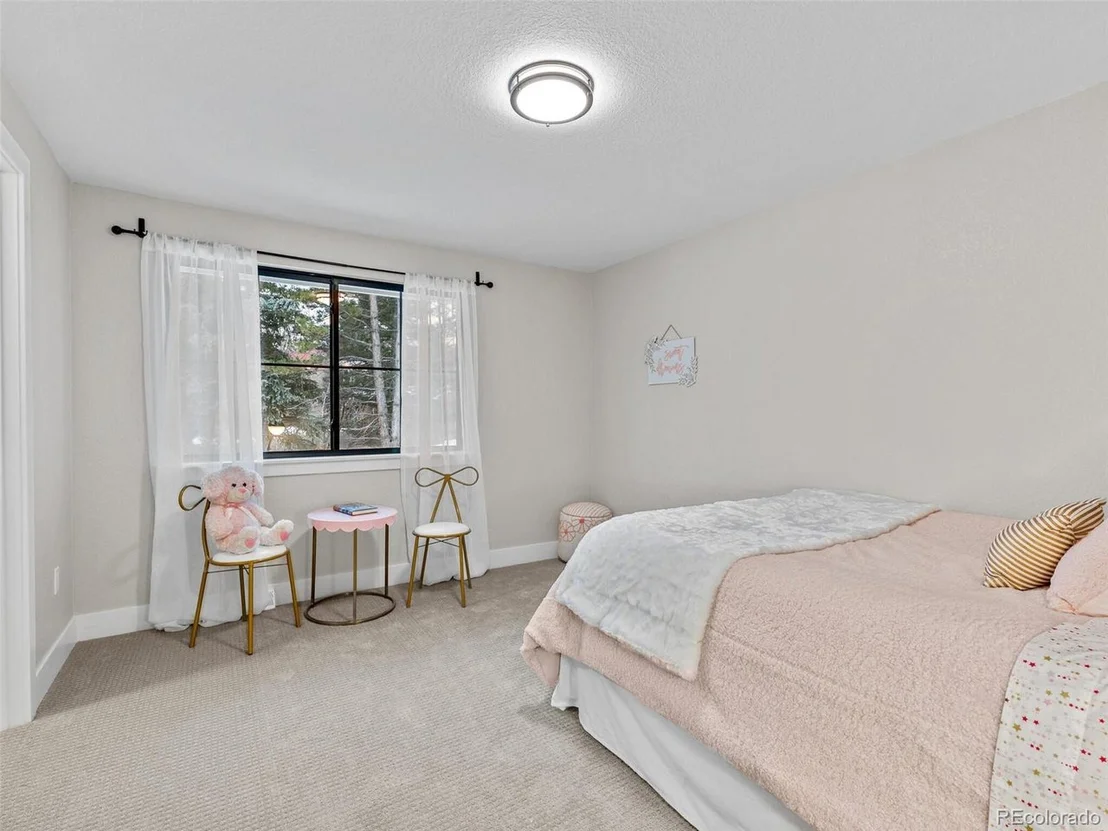 Photo of 3051 Joyce Way