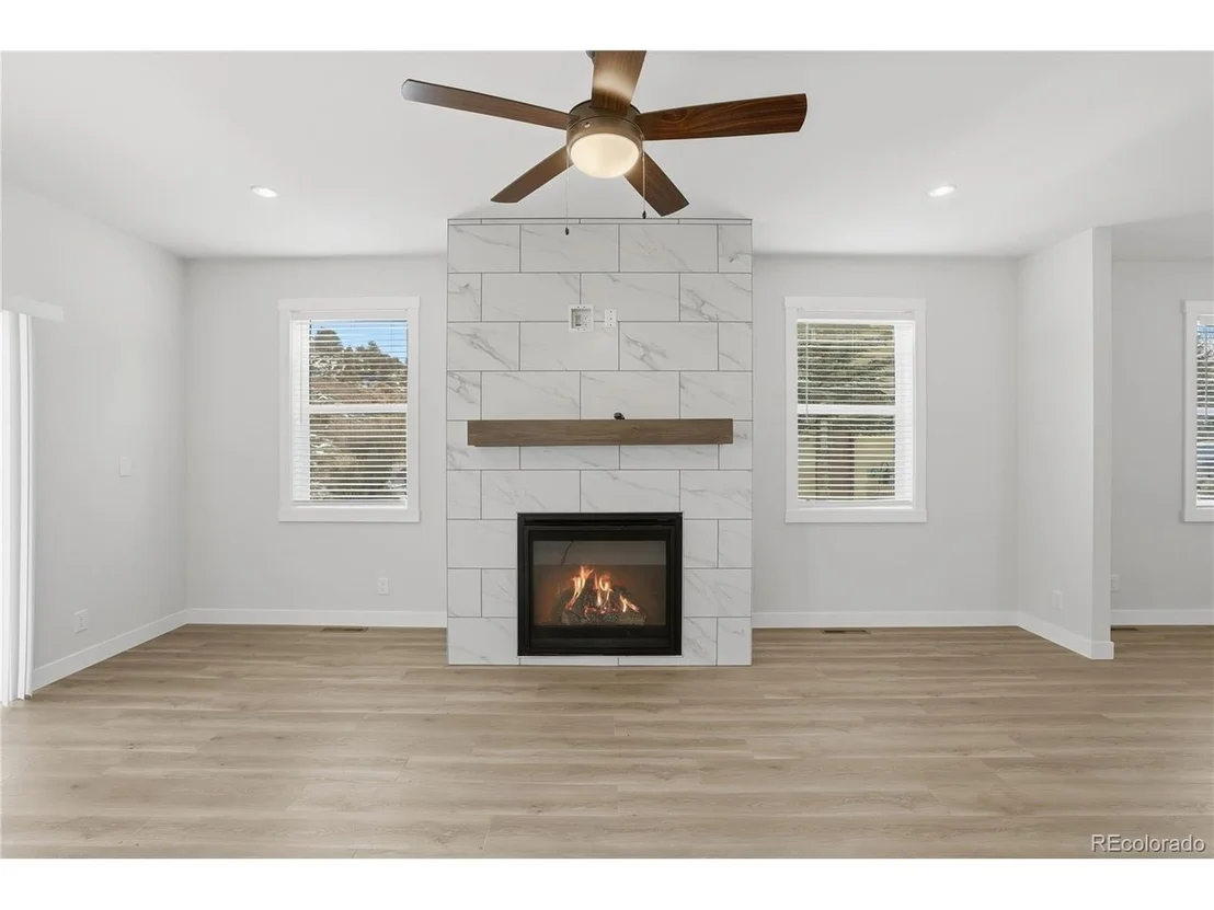 Photo of 378 Bluffs Dr