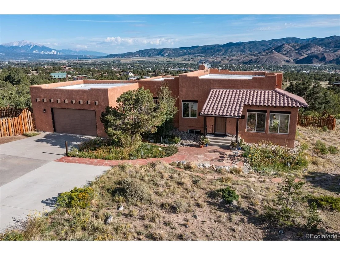 Photo of 6396 Terrace Ln