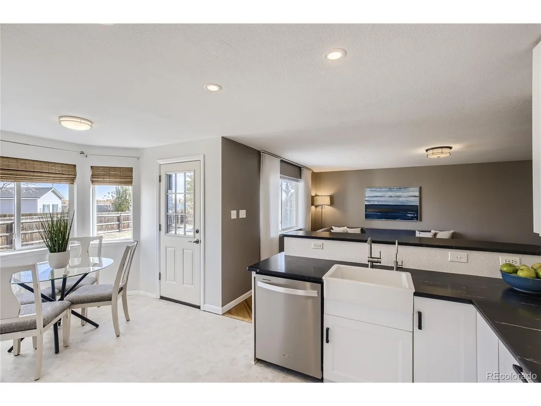 Photo of 5378 Bear Ct