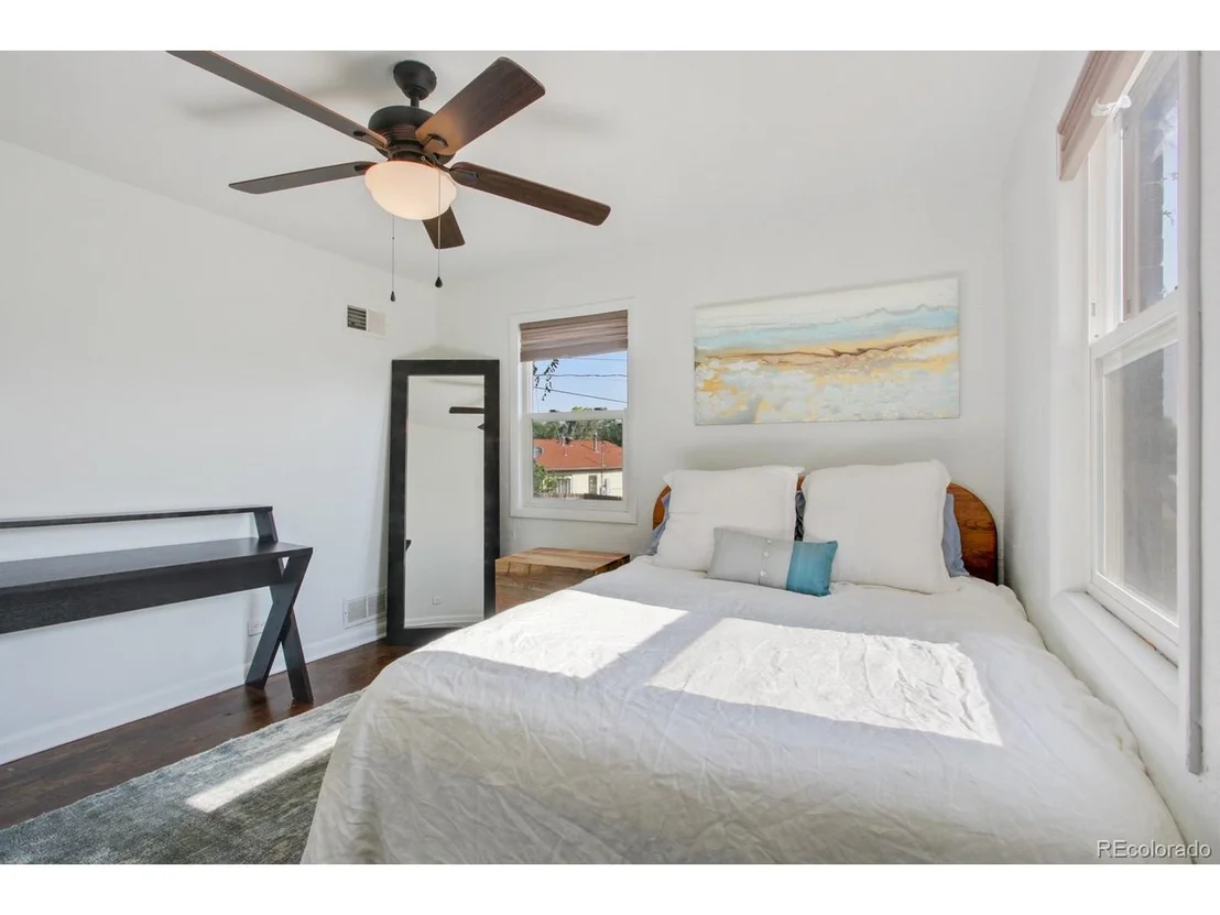 Photo of 3473 W 9th Ave