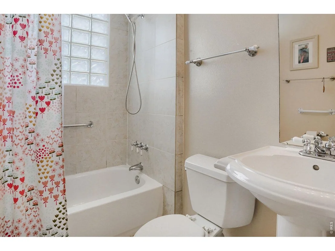 Photo of 1251 Vail Ln