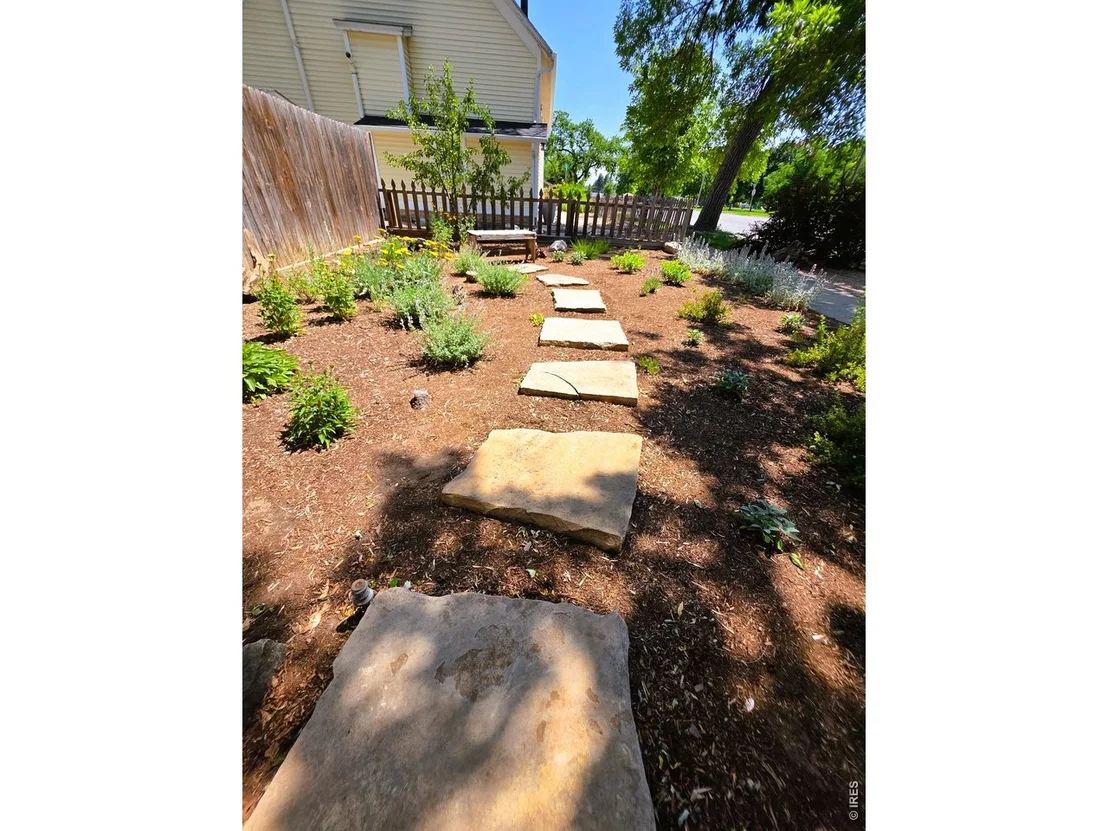 Photo of 321 2nd St