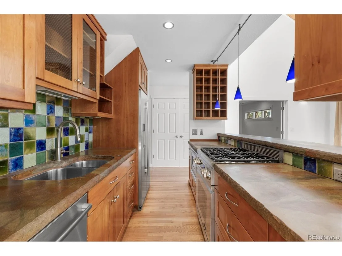 Photo of 1414 Elder Ave