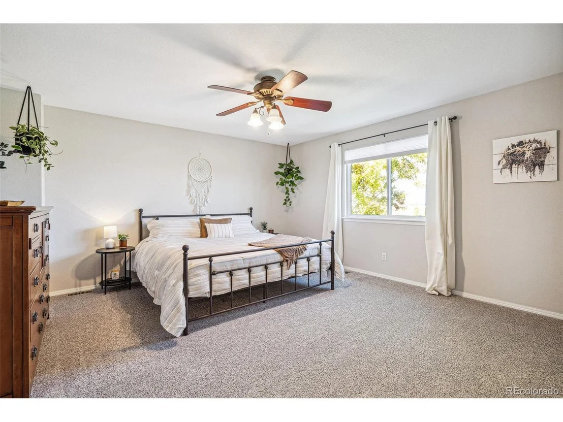 Photo of 10533 Taylor Ave