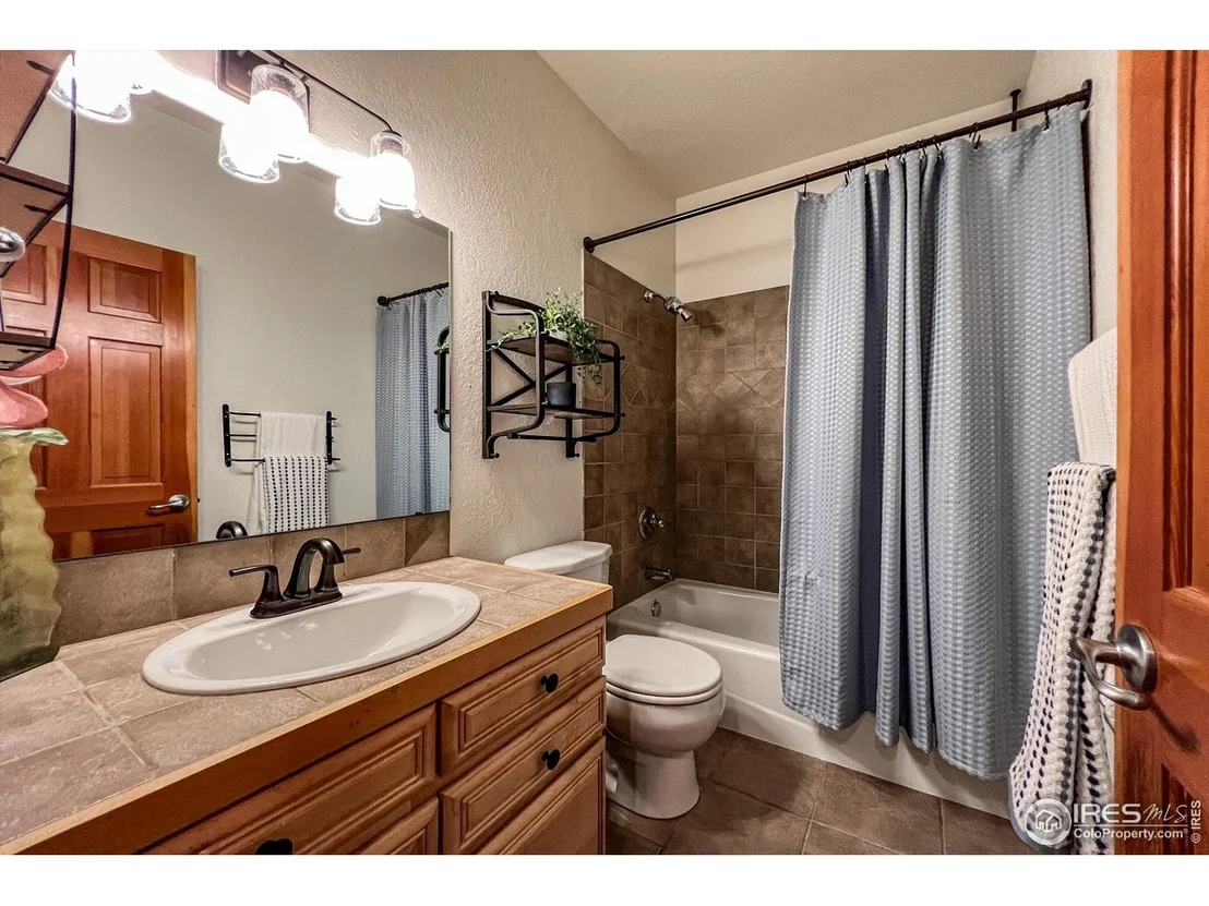 Photo of 11669 Montgomery Cir