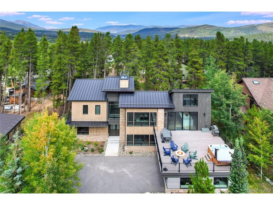 Photo of 19 White Cloud Dr