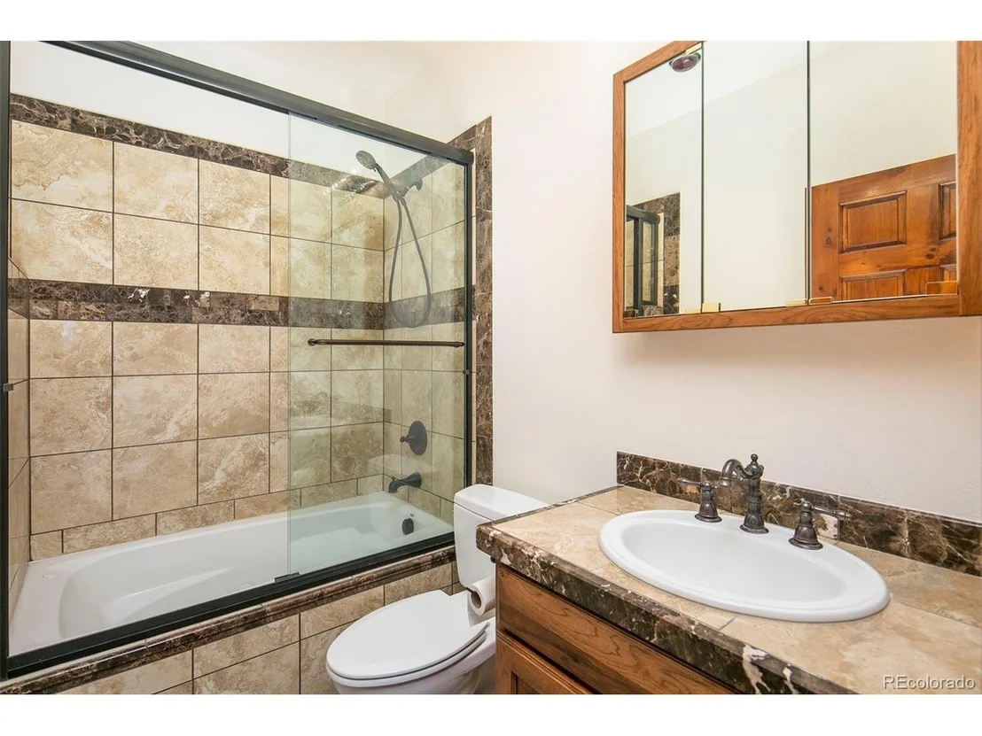 Photo of 25811 Rampart Ln