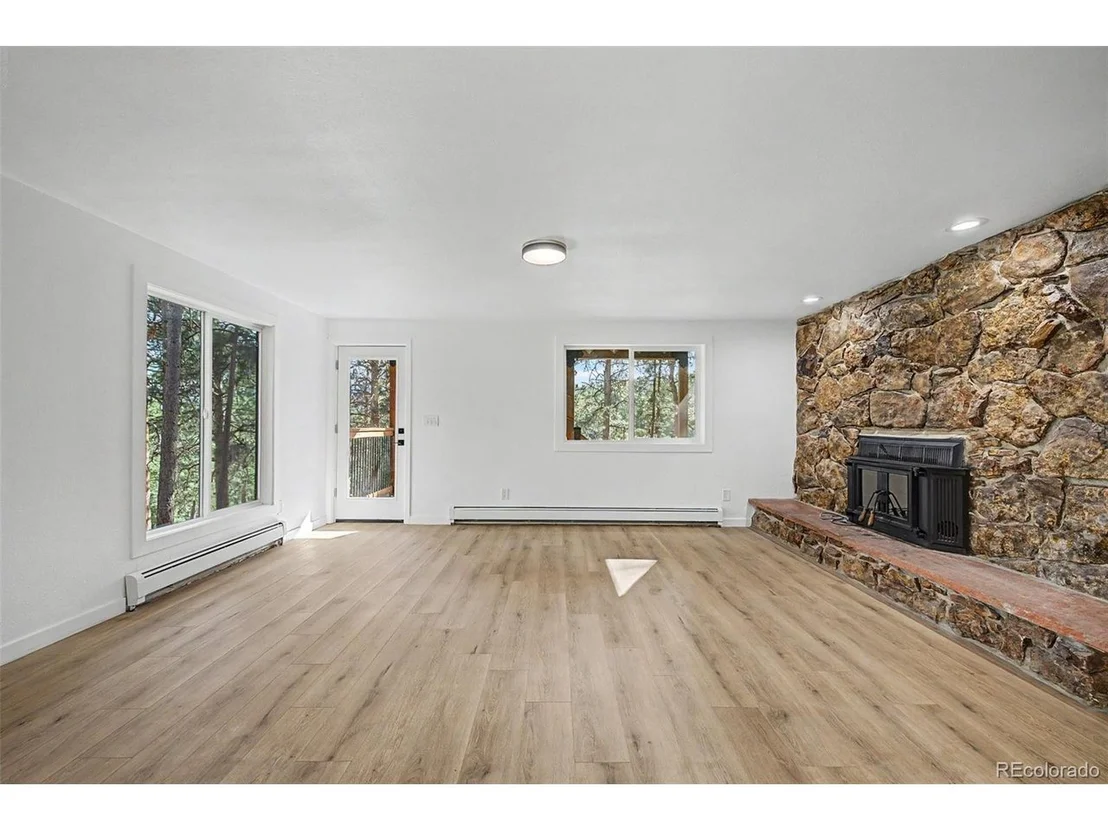 Photo of 29036 Clover Ln