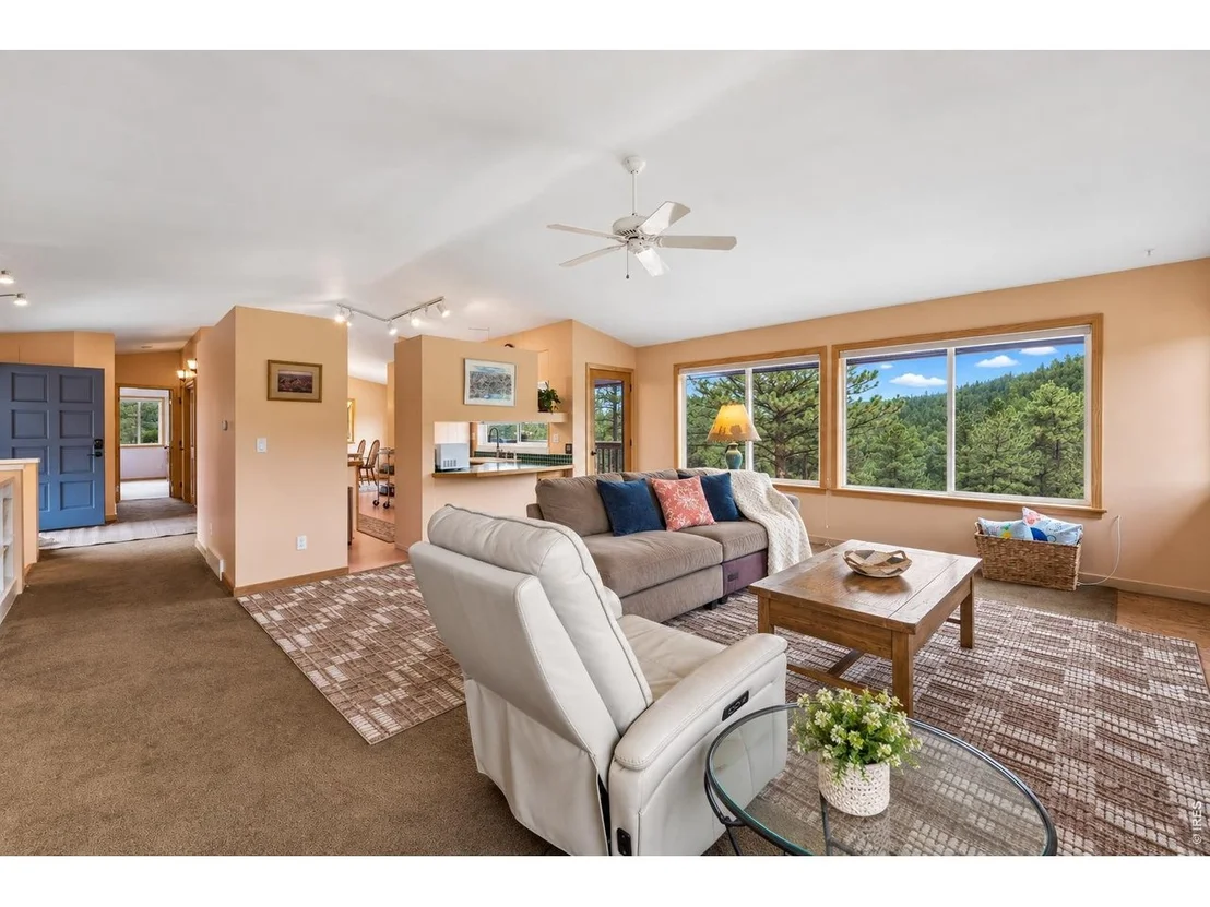 Photo of 936 Pika Rd