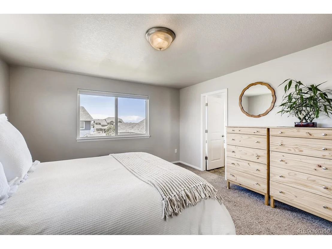 Photo of 5675 Vine Ave