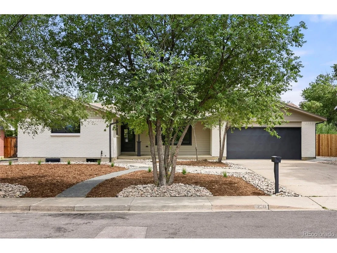 Photo of 230 Seminole Dr