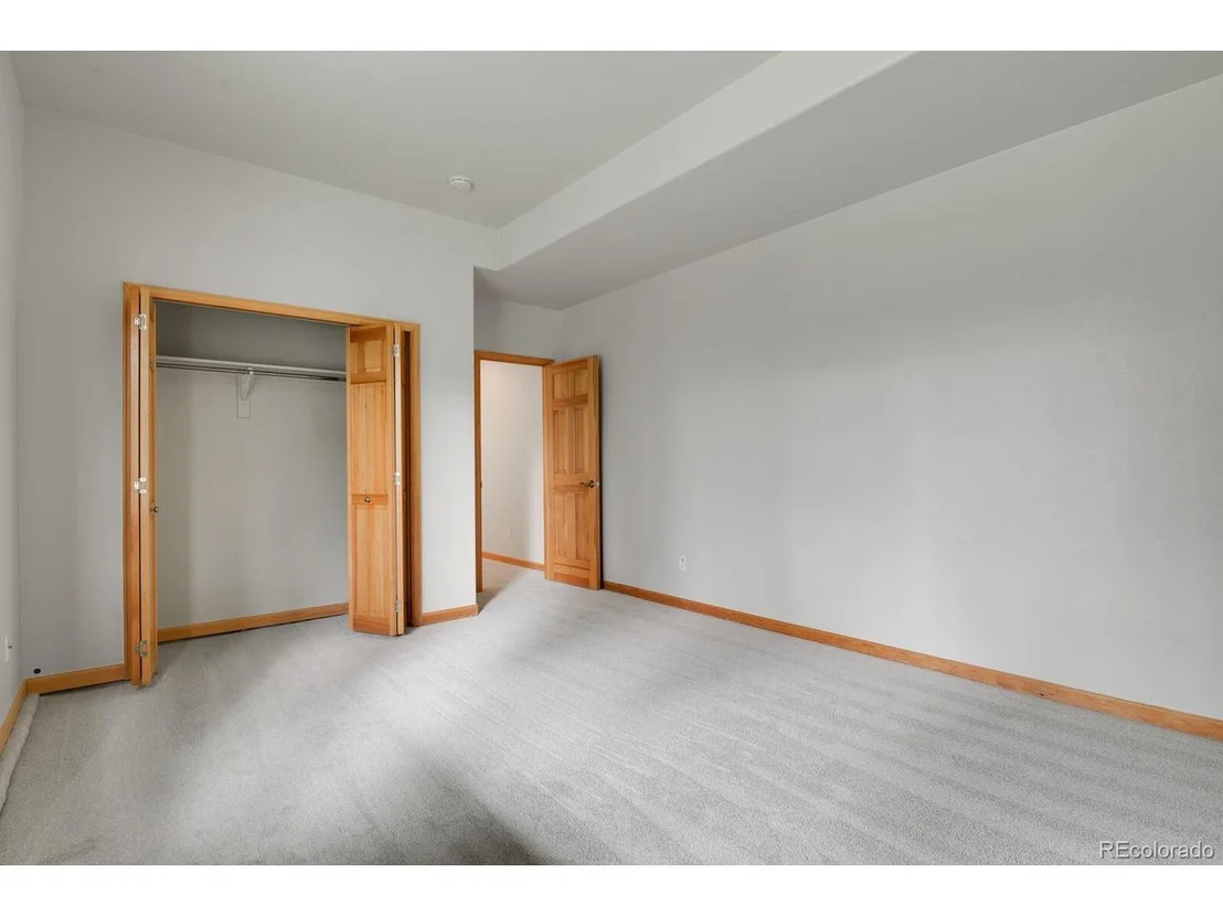 Photo of 3118 Moonshadow Ln